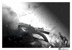 DES CYBORGS NOUS regardent 4
